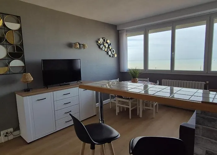 residence du bord de mer 9 appartements en bord de mer avec une vraie vue mer